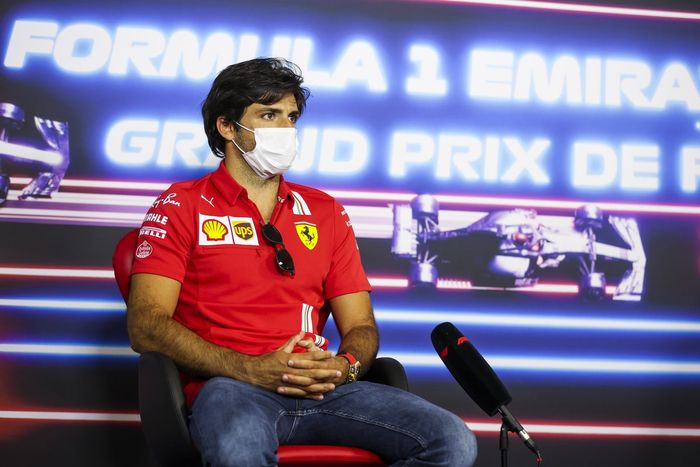 Carlos Sainz Jr., Ferrari en la conferencia de prensa