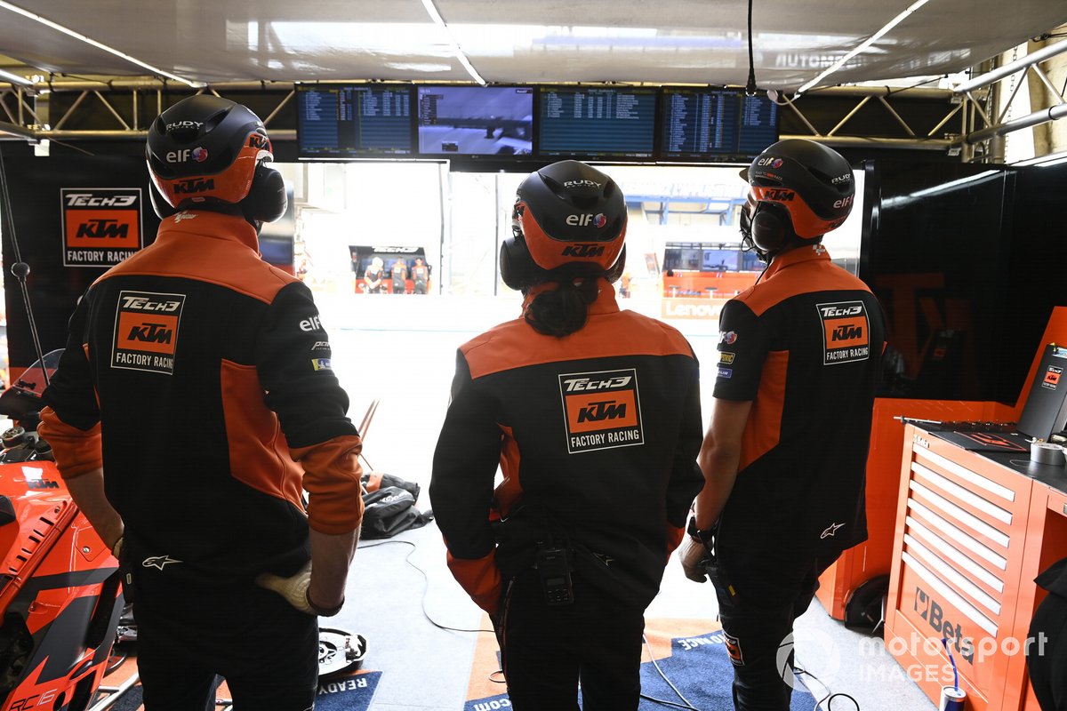 Lo staff della KTM Tech3