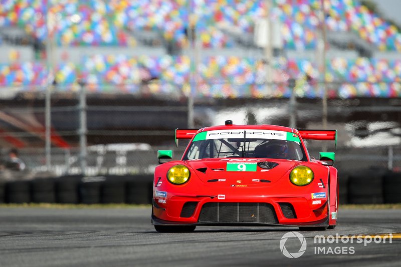 #9 PFAFF Motorsports Porsche 911 GT3 R, GTD: Scott Hargrove, Zacharie Robichon, Lars Kern