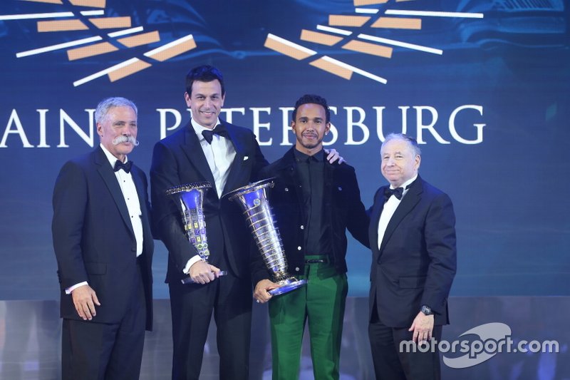 Lewis Hamilton, Mercedes-AMG F1, Jean Todt, presidente da FIA, Chase Carey, F1 CEO, Toto Wolff, diretor executivo (Business), Mercedes AMG
