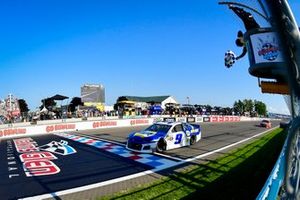 Ganador de la carrer Chase Elliott, Hendrick Motorsports, Chevrolet Camaro