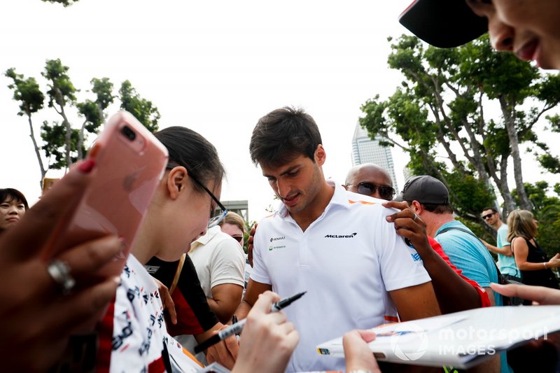 Carlos Sainz Jr., McLaren