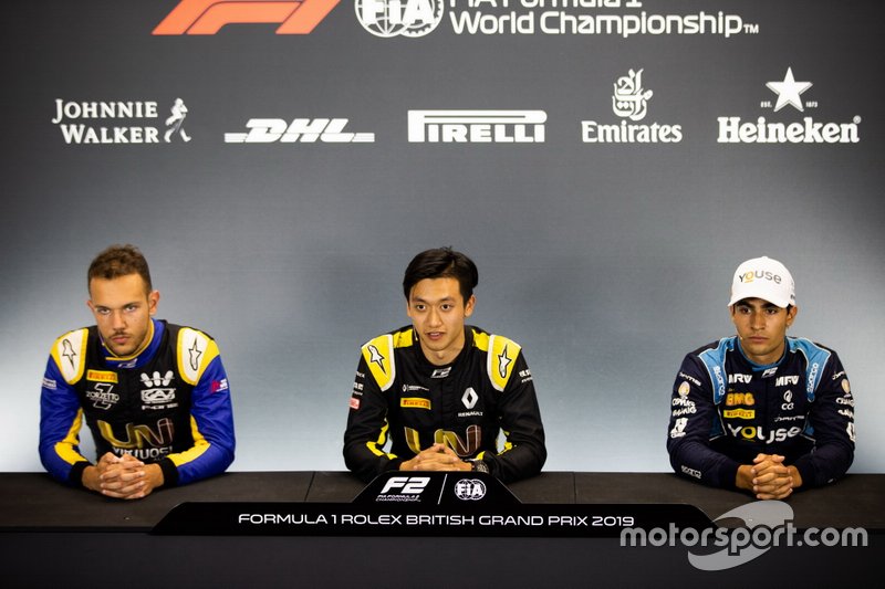 Luca Ghiotto, UNI Virtuosi Racing Guanyu Zhou, UNI Virtuosi Racing and Sergio Sette Camara, Dams