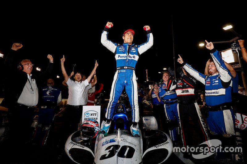 Ganador Takuma Sato, Rahal Letterman Lanigan Racing Honda