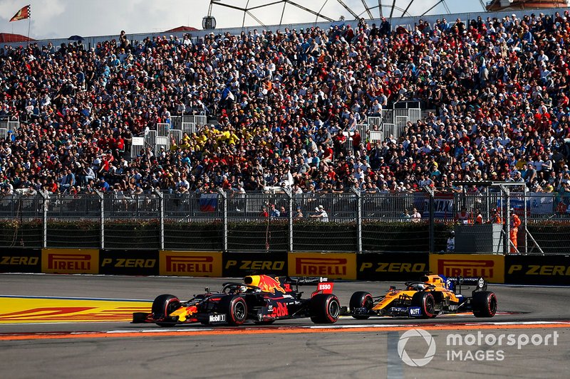 Max Verstappen, Red Bull Racing RB15, leads Carlos Sainz Jr., McLaren MCL34