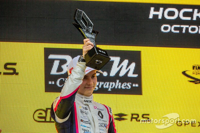 Podio di gara 2: secondo classificato Oscar Piastri, R-ACE GP