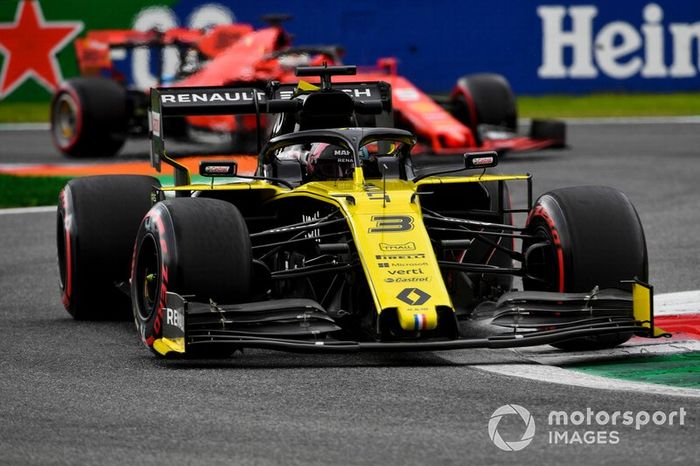 Daniel Ricciardo, Renault F1 Team R.S.19