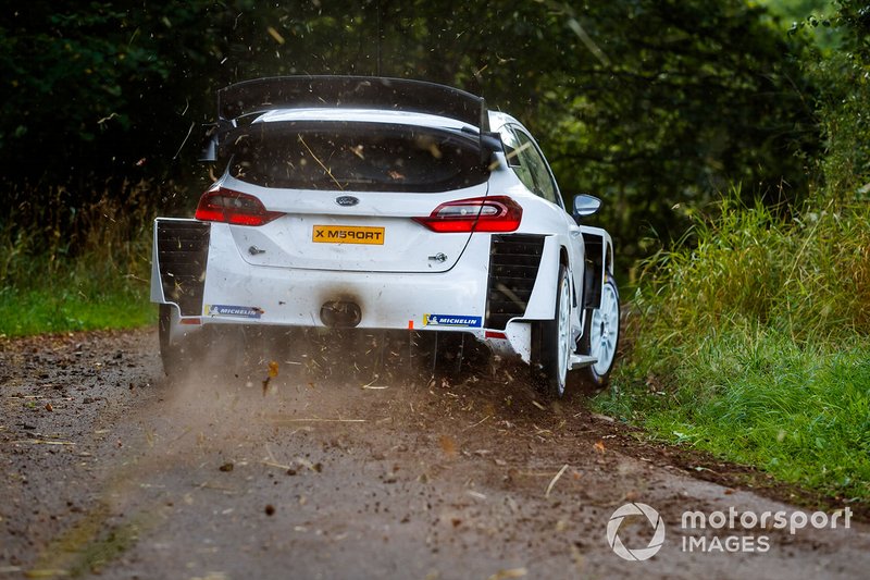 Valtteri Bottas prueba un M-Sport Ford Fiesta WRC
