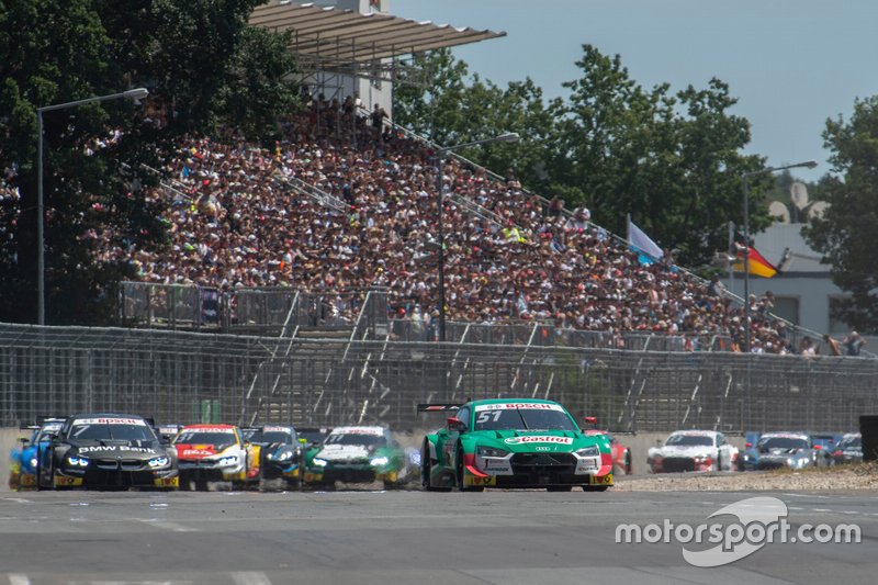 Norisring (Sa): Müller will es jetzt wissen und holt sich die Pole. Im Rennen wird er aber nur Zweiter hinter Rast. Der hatte sein Auto am Start noch abgewürgt, hat es aber mit Safety-Car-Glück wieder nach vorne geschafft. Wittmann wird beim Heimrennen nur Achter. Stand: RAS (119), MÜL (97), WIT (72)