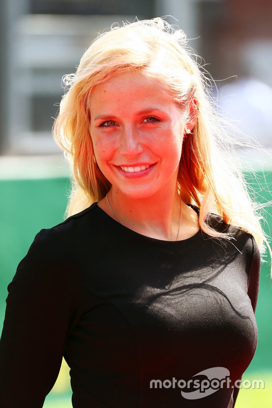 Grid girl
