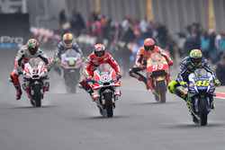 Valentino Rossi, Yamaha Factory Racing and Andrea Dovizioso, Ducati Team