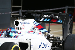 Valtteri Bottas, Williams FW38 with a rear wing attachment