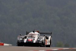 #1 Porsche Team Porsche 919 Hybrid: Timo Bernhard, Mark Webber, Brendon Hartley