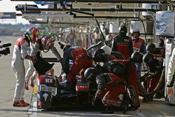 #8 Audi Sport Team Joest Audi R18 e-tron quattro: Lucas di Grassi, Loic Duval, Oliver Jarvis