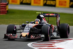 Carlos Sainz Jr., Scuderia Toro Rosso STR11