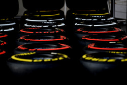 Pirelli tyres
