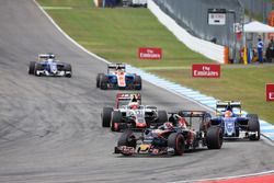Даниил Квят, Scuderia Toro Rosso STR11