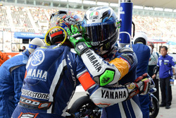 #21 Yamaha Factory Racing Team: Katsuyuki Nakasuga, Pol Espargaró