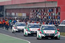 Norbert Michelisz, Honda Racing Team JAS, Honda Civic WTCC, Tiago Monteiro, Honda Racing Team JAS, Honda Civic WTCC, Rob Huff, Honda Racing Team JAS, Honda Civic WTCC en MAC3.