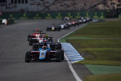 Arjun Maini, Jenzer Motorsport devance Jake Hughes, DAMS