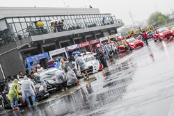 2.0T Pitlane