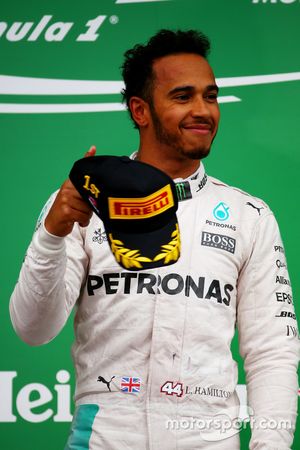 1st for Lewis Hamilton, Mercedes AMG F1 W07