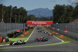 ls and Valtteri Bottas, Mercedes AMG F1 W08, Kimi Raikkonen, Ferrari SF70H