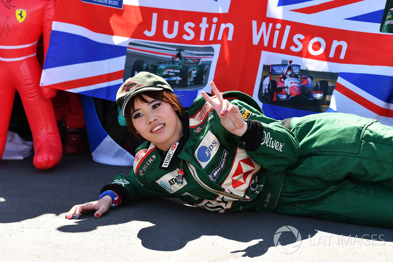 Justin Wilson taraftarı