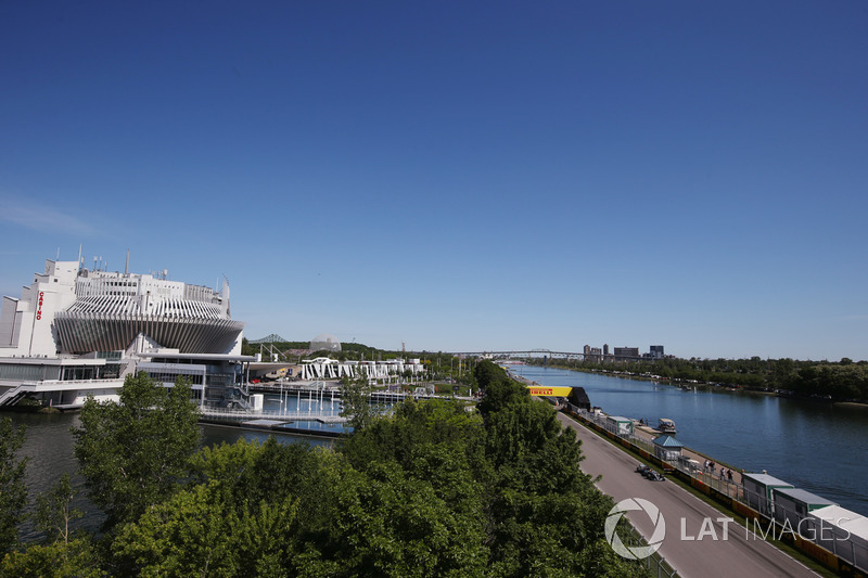 O céu de Montreal dava as boas vindas ao treino de classificação da F1.
