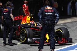 Max Verstappen, Red Bull Racing RB13, outside the Red Bull garage
