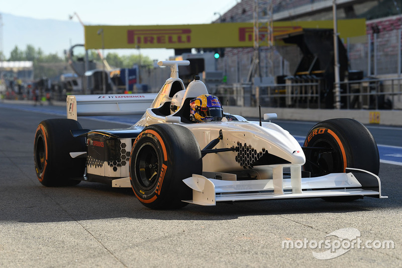 F1 Experiences 2-Seater car