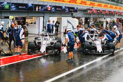 Felipe Massa, Williams FW40, Lance Stroll, Williams FW40, in the pit lane