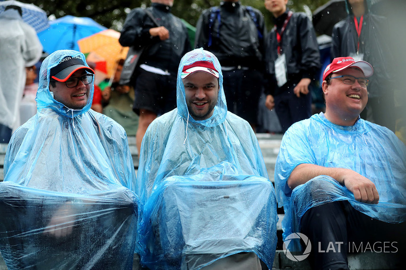 Fans in the rain