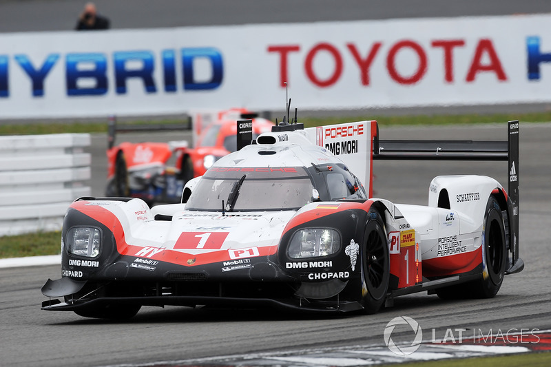 #1 Porsche Team Porsche 919 Hybrid: Neel Jani, Andre Lotterer, Nick Tandy