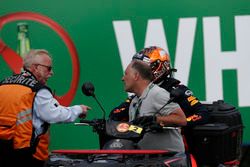 Race retiree Max Verstappen, Red Bull Racing, Race Marshals and Security after stopping on track