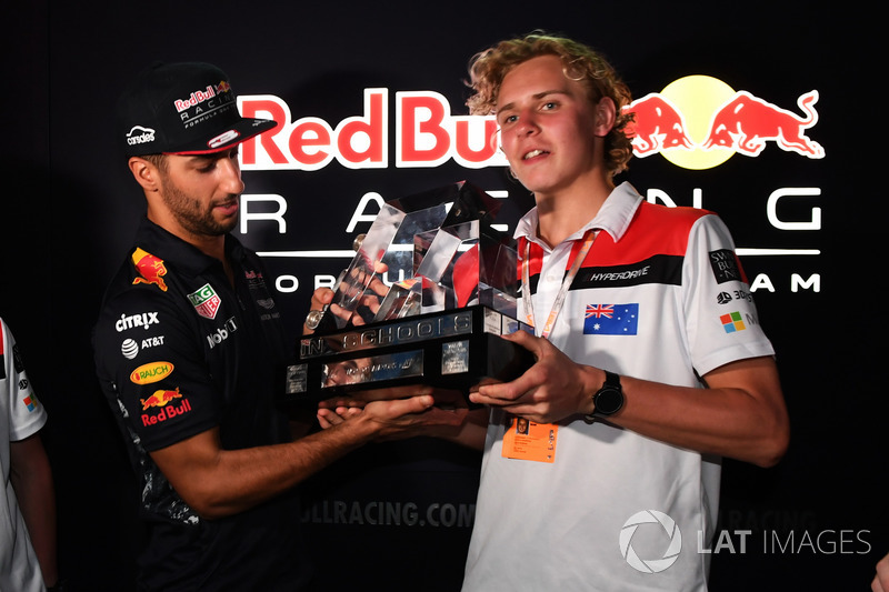 F1 in Schools winners celebrate, Daniel Ricciardo, Red Bull Racing