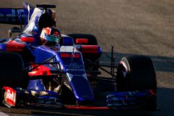 Даниил Квят, Scuderia Toro Rosso STR12