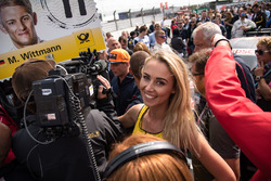 Grid girl, Max Verstappen, F1, Red Bull Racing