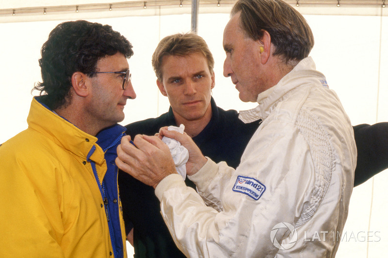 Eddie Jordan, Dueño del equipo Jordan, Stefan Johansson y  John Watson