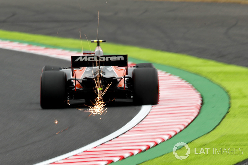 10. Stoffel Vandoorne, McLaren MCL32