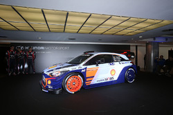Hayden Paddon, Daniel Sordo, Thierry Neuville, Hyundai Motorsport, dévoilent la Hyundai i20 Coupe WRC 2017