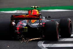 Max Verstappen, Red Bull Racing RB13, throws up some sparks