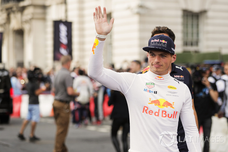Max Verstappen reed ook mee in de ereronde