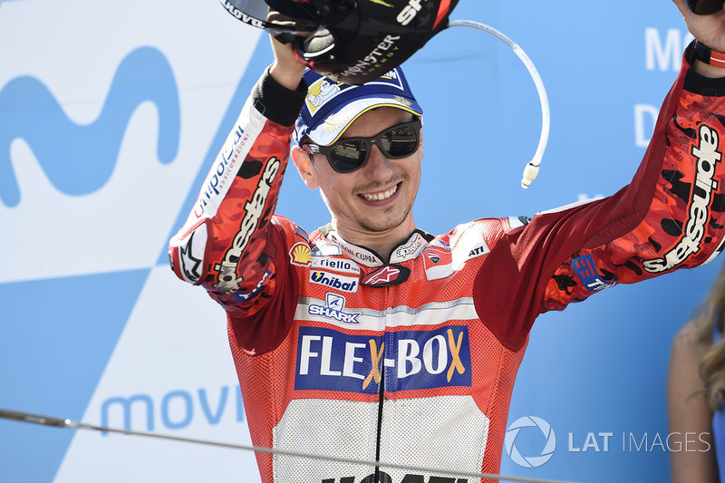 Podium: Peringkat ketiga, Jorge Lorenzo, Ducati Team