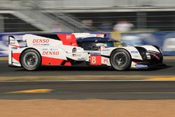 #8 Toyota Gazoo Racing Toyota TS050 Hybrid: Anthony Davidson, Sébastien Buemi, Kazuki Nakajima