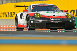 #91 Porsche Team Porsche 911 RSR: Richard Lietz, Frédéric Makowiecki, Patrick Pilet