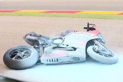 La moto incendiée de Xavi Forés, Barni Racing Team