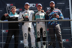 Podium: 1. Jean-Karl Vernay, Leopard Racing Team WRT, Volkswagen Golf GTi TCR; 2. Rob Huff, Leopard