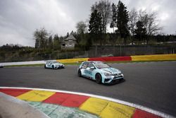 Jean-Karl Vernay, Leopard Racing Team WRT, Volkswagen Golf GTi TCR