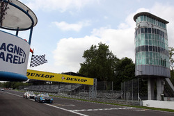 Checkered flag for Stefano Comini, Comtoyou Racing, Audi RS3 LMS